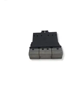Nissan X-Trail T30 Differential lock switch 