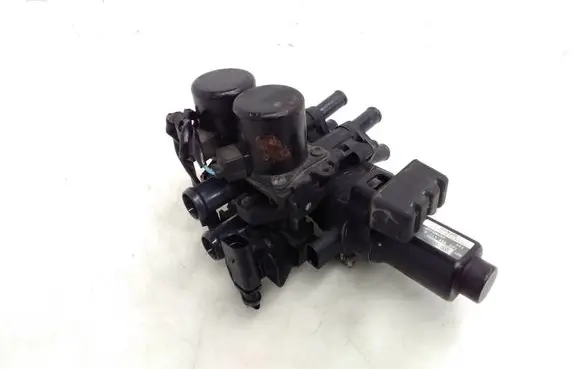 Bentley Continental Coolant heater control valve 3D2959617B 1137200062