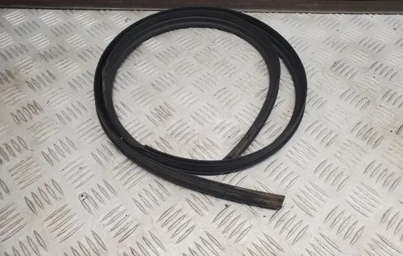 Audi A7 S7 4G Front door rubber seal 4G8854544A