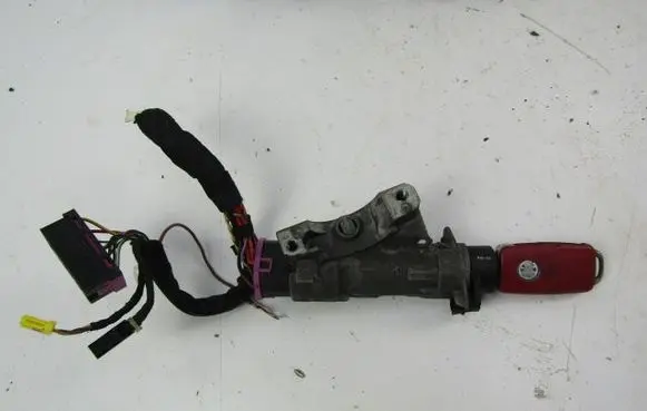 Volkswagen Golf IV Ignition lock 4B0905851G