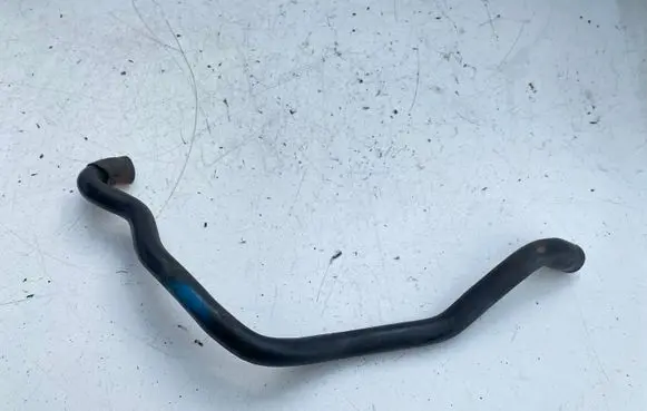 Volvo XC90 Engine coolant pipe/hose