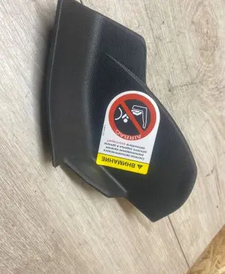 Mercedes-Benz A W169 Dashboard side end trim A1696800278 1005519