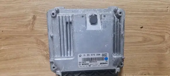 Opel Insignia A Engine control unit/module 0281015149 55573330 13243604