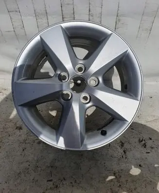 Toyota Avensis T270 R16 alloy rim 