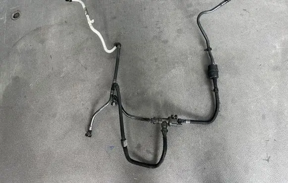 BMW 1 F20 F21 Breather hose/pipe 7645855 764585302 8607026