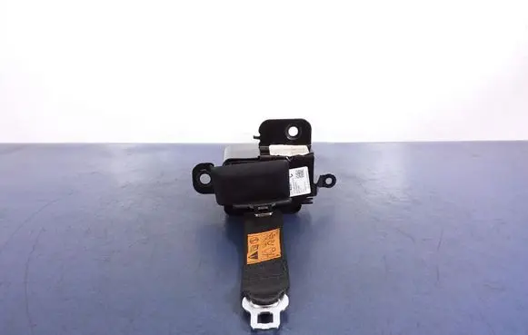 Cadillac CTS Front seatbelt 23174287