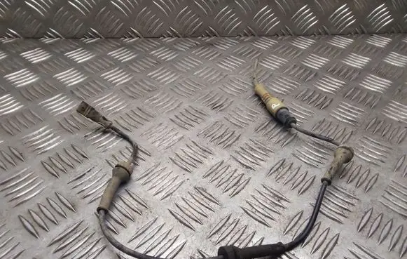 Renault Megane II ABS brake wheel speed sensor 8200296570