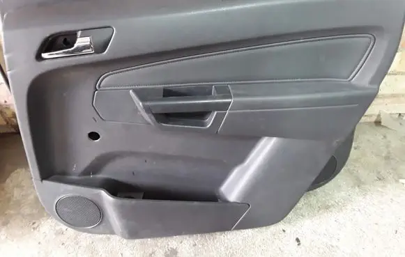 Opel Zafira B Rear door card panel trim 13165295