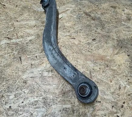 Rear control arm