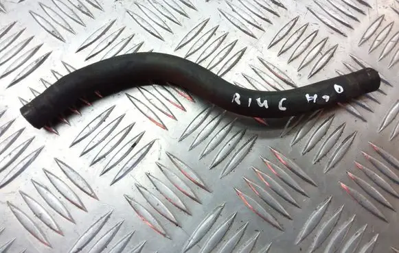 Volkswagen PASSAT B5 Engine coolant pipe/hose
