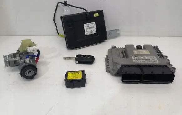 Engine ECU kit and lock set