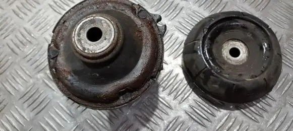 Opel Zafira A Coil spring mount 90538936