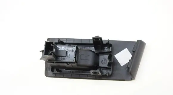 Volkswagen PASSAT B7 Electric window control switch 3AA868750