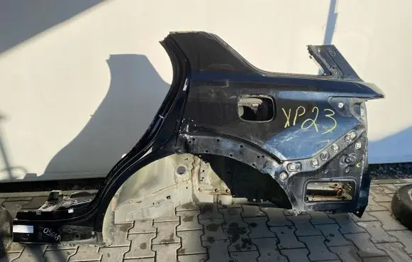 Ford Explorer VI Rear quarter panel 