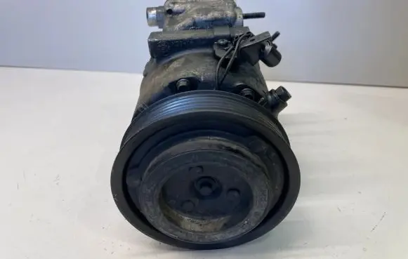 Hyundai Santa Fe Air conditioning (A/C) compressor (pump)