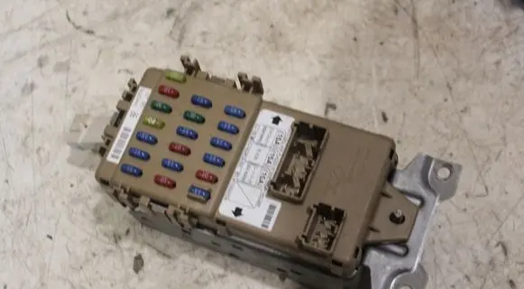 Subaru Forester SG Fuse module