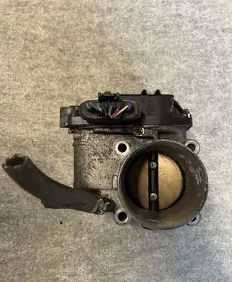 Mitsubishi Grandis Throttle valve