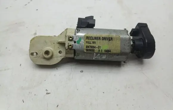 Cadillac CTS Seat adjustment motor SM7000401
