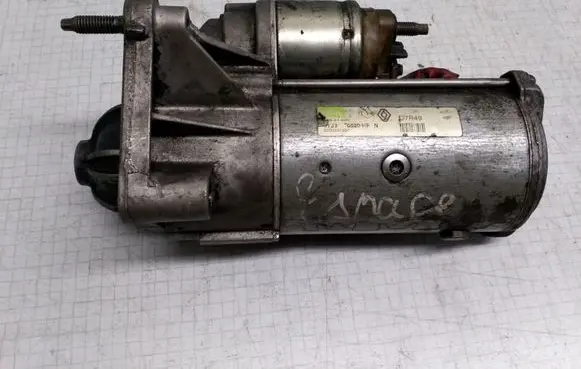 Renault Scenic II - Grand scenic II Starter motor D7R49 8200331251