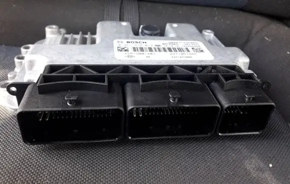 Smart ForFour II W453 Engine control unit/module 237105748R