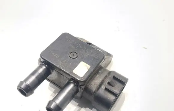 Hyundai ix35 Exhaust gas pressure sensor 392102A800