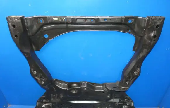Volvo V60 Front subframe 32246385 0607182377