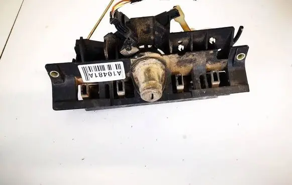 Audi A4 S4 B5 8D Tailgate exterior lock 