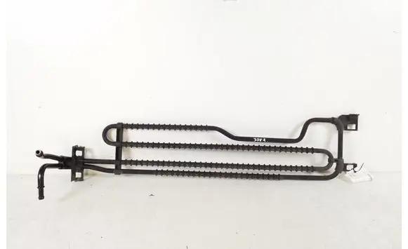 Mercedes-Benz E W212 Power steering radiator A2044602024