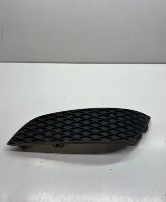 Opel Astra H Front bumper lower grill 13225763