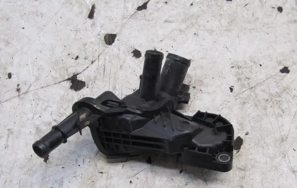 Nissan Micra K14 Thermostat housing 