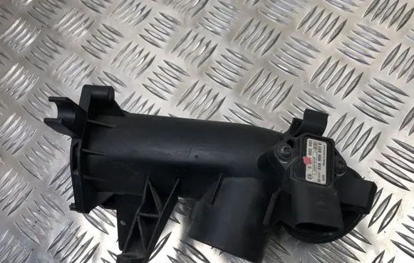 Volkswagen Golf V Air intake hose/pipe 03C145861D 038906051C 0291002401