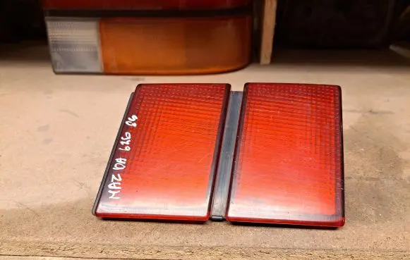 Mazda 626 Tailgate rear/tail lights 0673836 0673836L