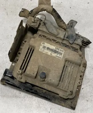 Opel Astra H Engine control unit/module 0281012549 55198922