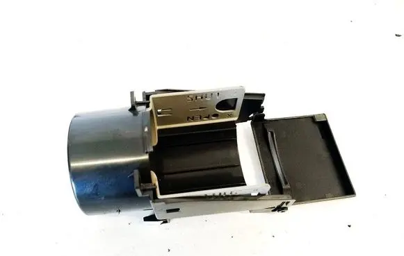 Nissan X-Trail T30 Cup holder 