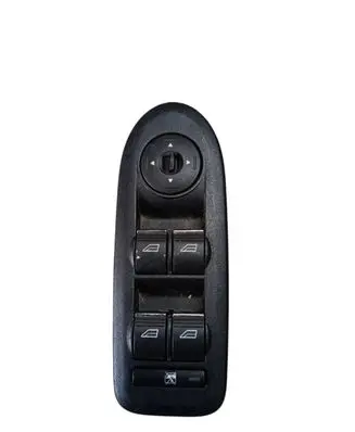 Ford Focus Electric window control switch 8M5T14A132AB