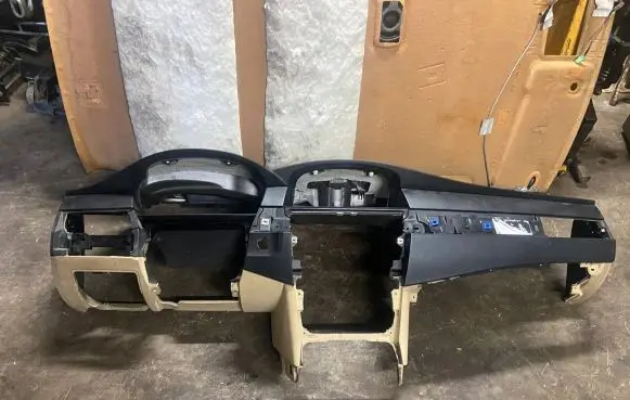 BMW 5 E60 E61 Dashboard 17370113 7095429 713097802
