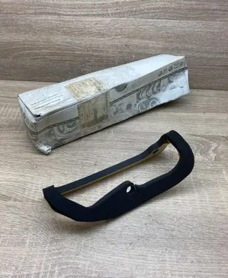Volkswagen Sharan Rear light trim 7M3945192