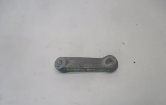 Opel Vivaro Engine mounting bracket