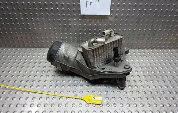 Alfa Romeo 159 Oil filter mounting bracket S27725859 6740273386
