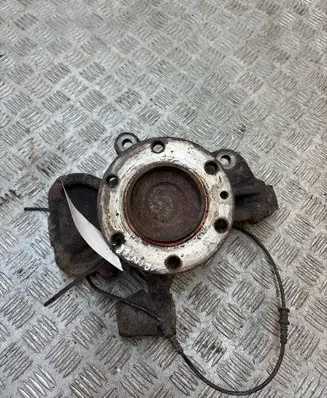 Mercedes-Benz Sprinter W906 Front wheel hub 