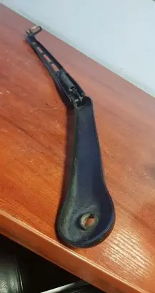BMW 3 E90 E91 Front wiper blade arm 7171640