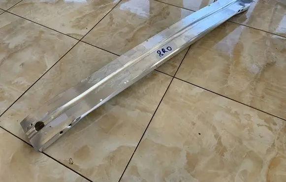Porsche Macan (95B) Front bumper cross member 8R0807113B 8R0807113