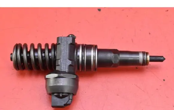 Volkswagen Sharan Fuel injector 038130073AK