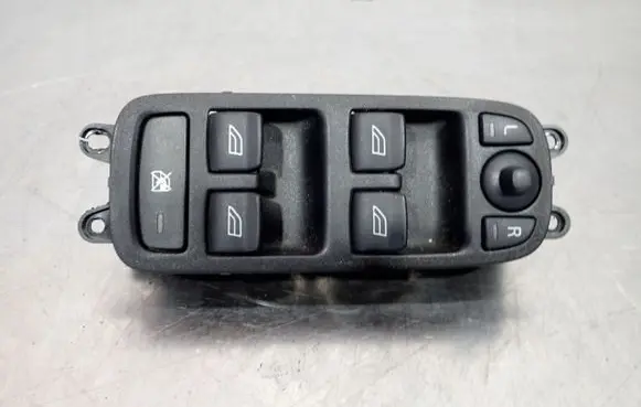 Volvo S40 Quarter vent window switch 30710787