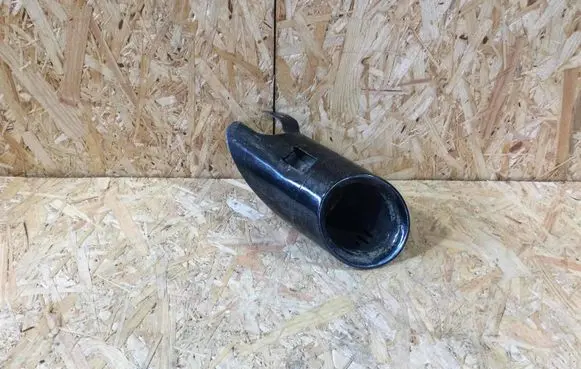 Porsche Macan (95B) Muffler trim 95b253682r
