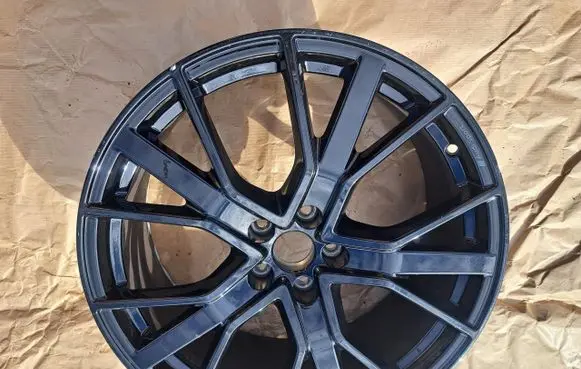 Audi Q3 F3 R20 alloy rim 83A601025A