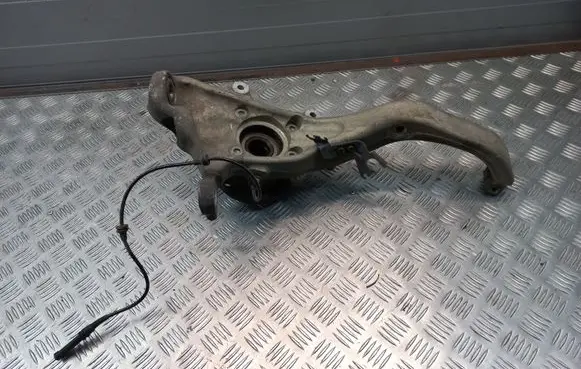 BMW X6 E71 Front wheel hub 6773783 31216773783