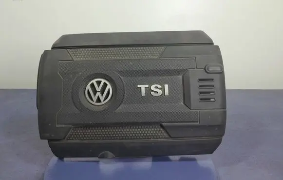 Volkswagen PASSAT B8 Front underbody cover/under tray 06K103925BN