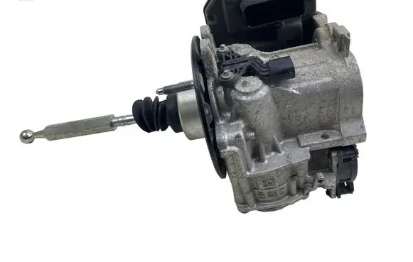 Volkswagen Golf VII Brake booster 5QE614105AT