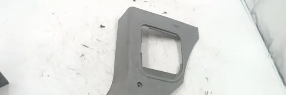 Foot area side trim